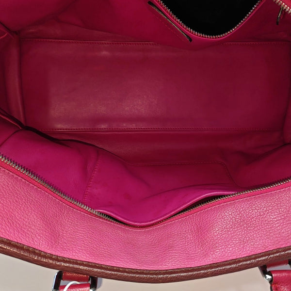 Authenticated pre-owned Amazona Calfskin Red - Tote Bag at Looply