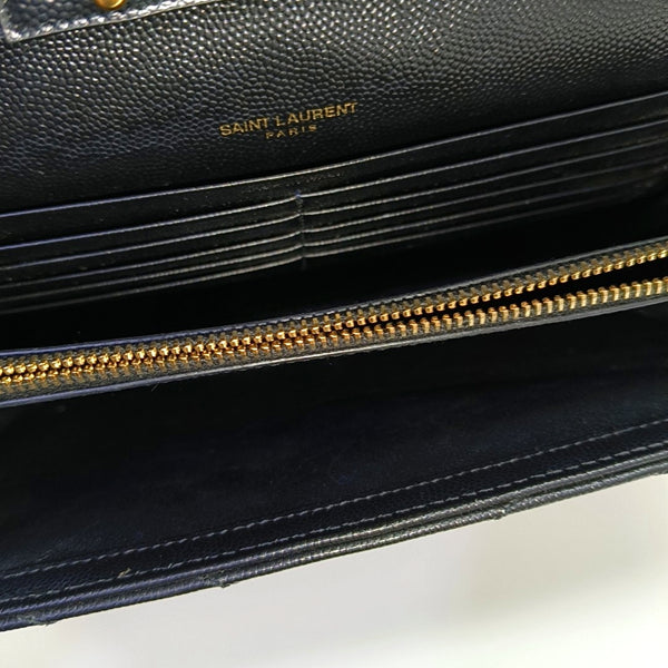 MONOGRAM Medium Chevron Calfskin Black