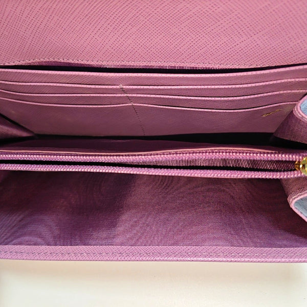 Authenticated pre-owned Gancini Calfskin Purple Wallet - Wallet at Looply