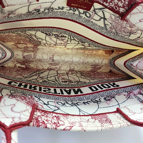 Authenticated pre-owned Book Tote Medium Fabric Red - Tote Bag at Looply