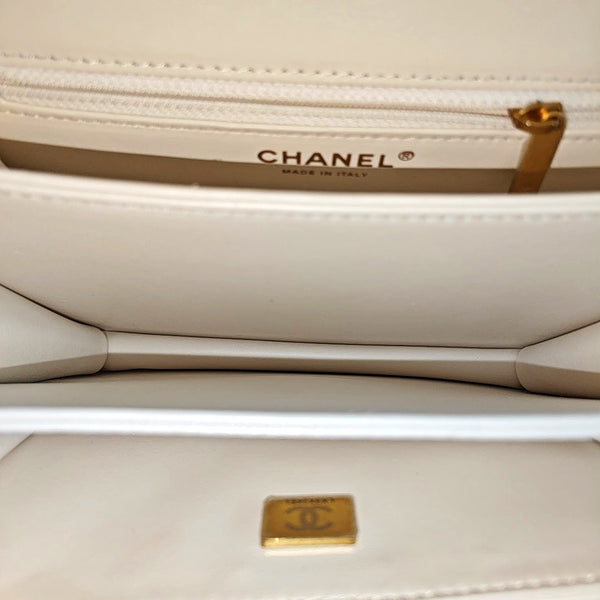 Quilted Calfskin White
