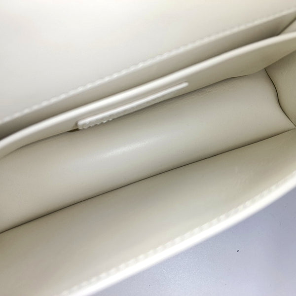 30 Montaigne East-West Calfskin White