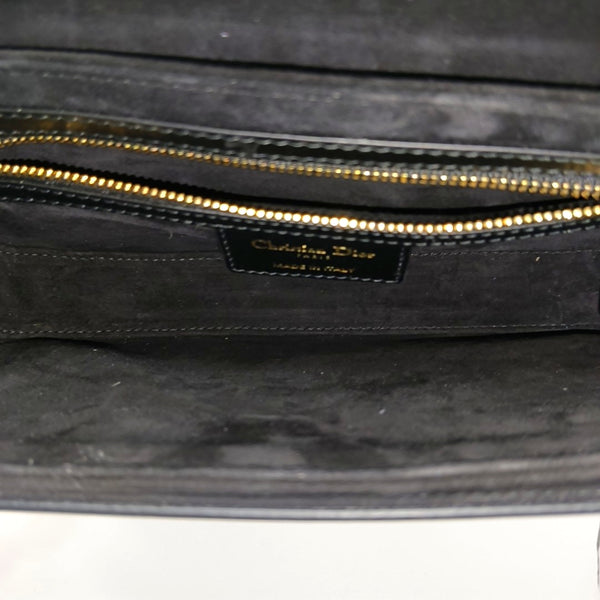 Bobby Medium Calfskin Black