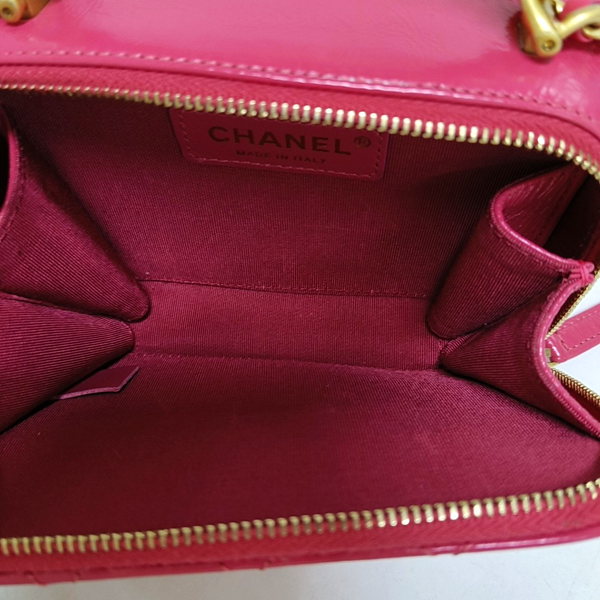 Small Quilted Lambskin Red