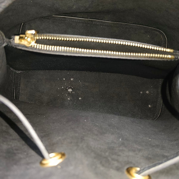 NÉONOÉ MM Calfskin Black