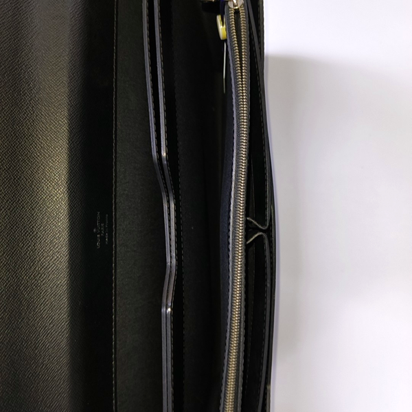 Epi Black