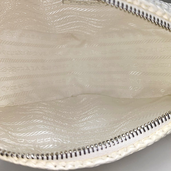 Authenticated pre-owned Triangle Straw White - Shoulder Bag at Looply