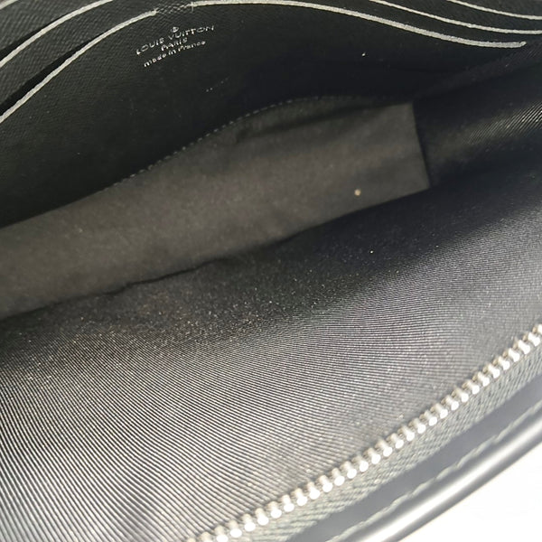 Pochette Voyag MM Damier Graphite Coated Canvas Gray