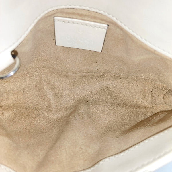 Authenticated pre-owned GG Marmont Mini Quilted Calfskin White - Crossbody Bag at Looply