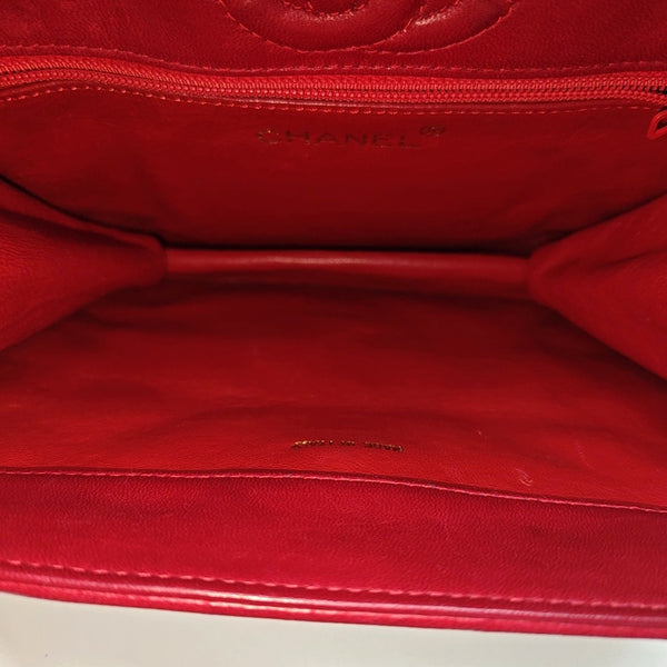 Quilted Lambskin Shoulder Bag Red