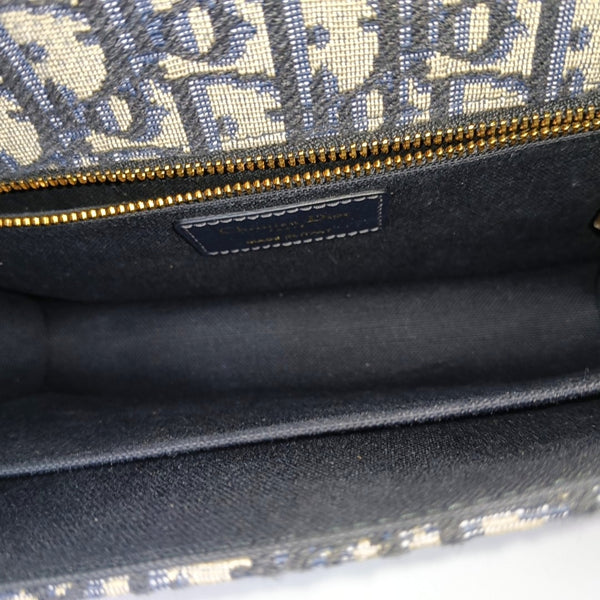 30 Montaigne Medium Oblique Canvas Blue
