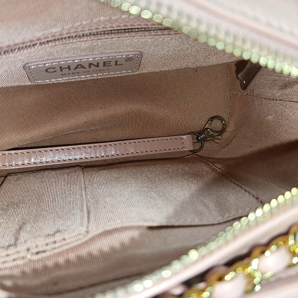 GABRIELLE Small Quilted Calfskin Pink