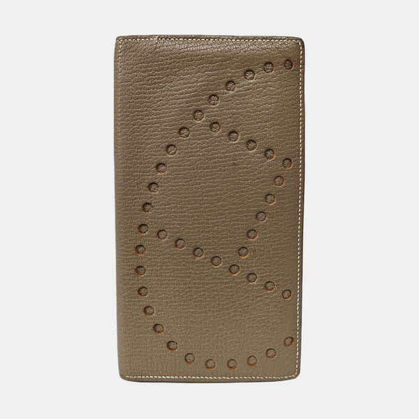 Evelyne Chèvre Mysore Gray Wallet