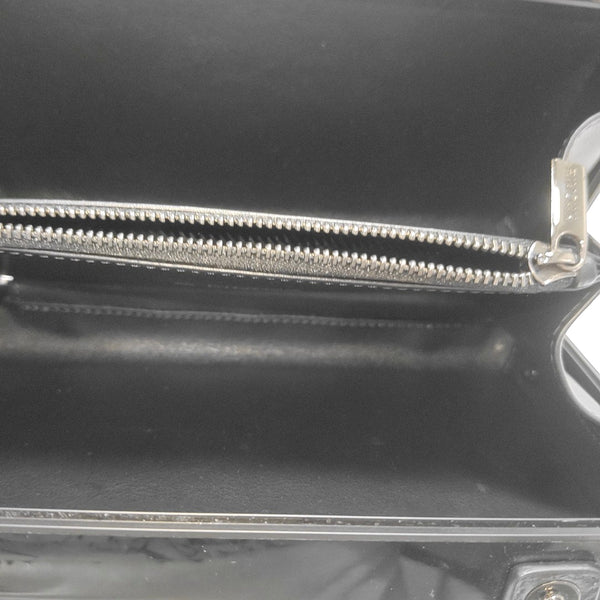 Special Material Shoulder Bag Black