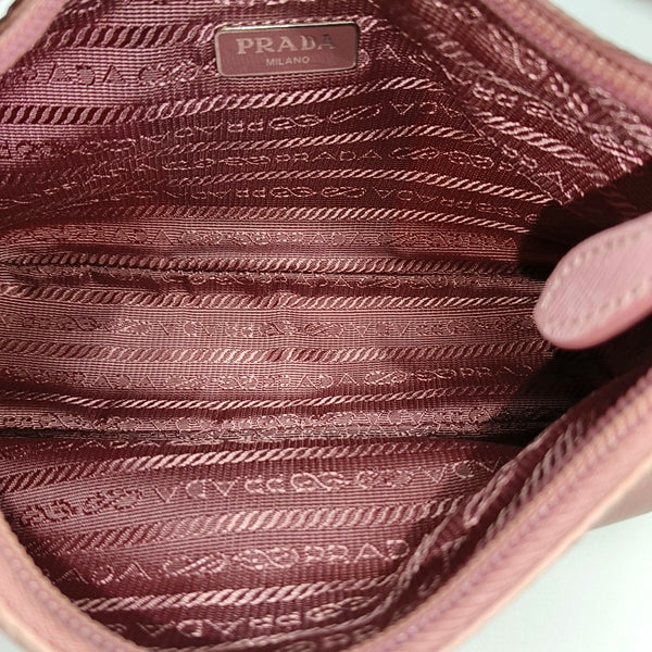 Re-Edition2000 Nylon Pink