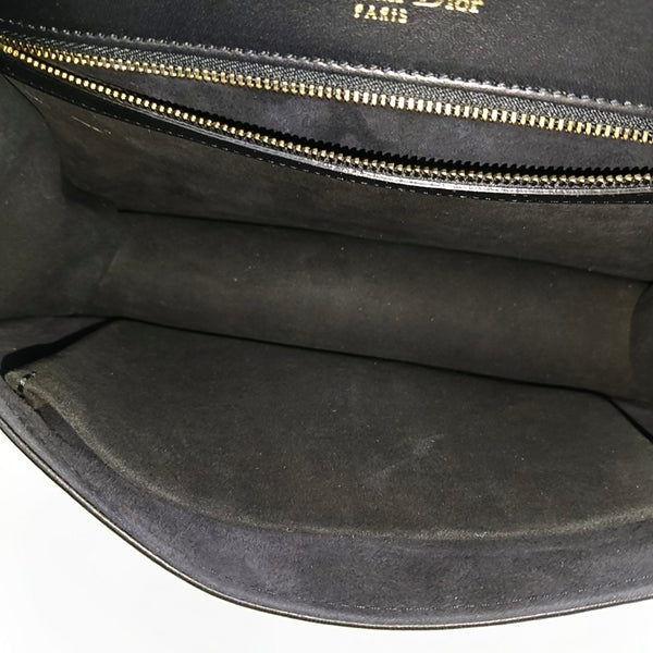 Diorama Medium Cannage Calfskin Black
