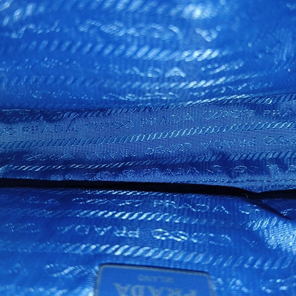 Authenticated pre-owned Re-Edition2000 Mini Nylon Blue - Top Handle Bag at Looply