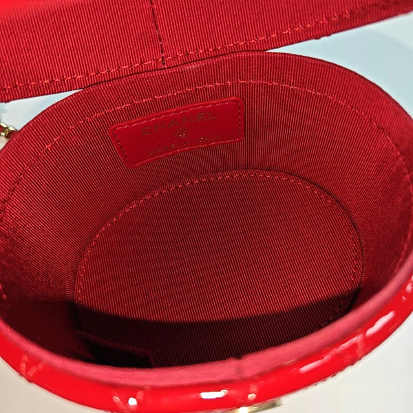 Round Vanity Quilted Patent Leather Red