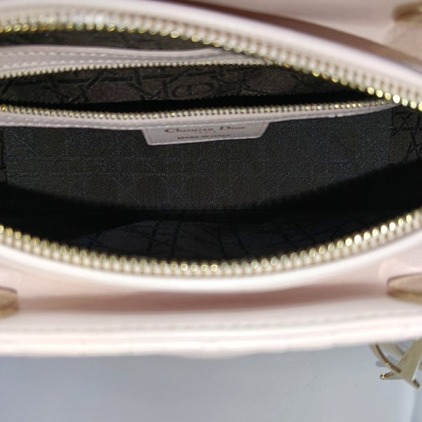 Lady Dior Medium Cannage Lambskin Pink