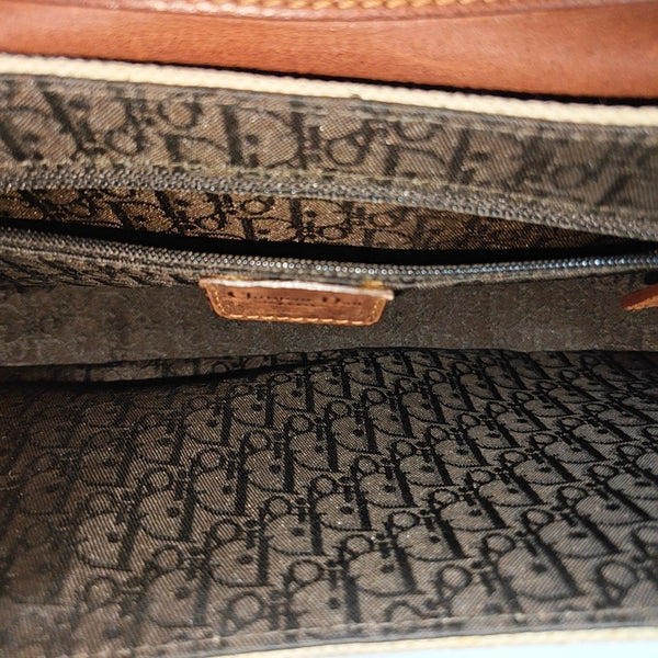 Street Chic Canvas Beige