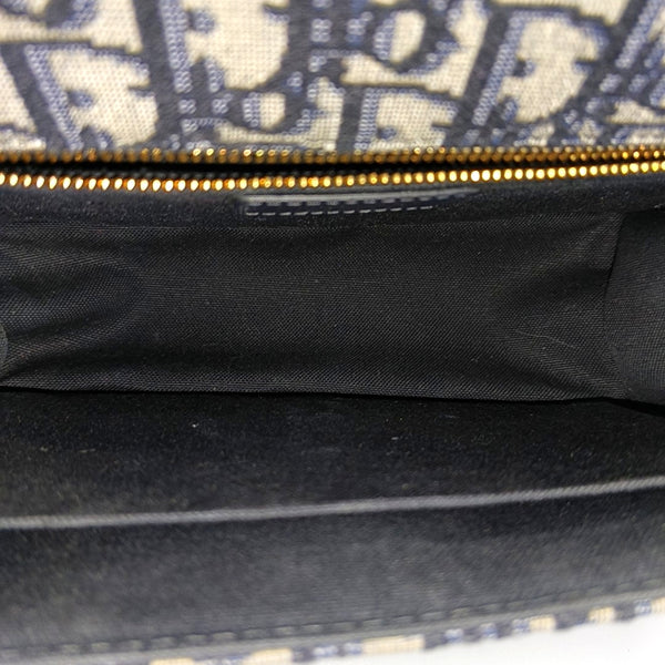 30 Montaigne Oblique Canvas Blue