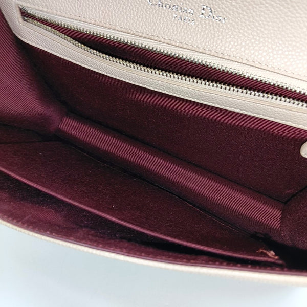 Diorama Medium Cannage Calfskin Red