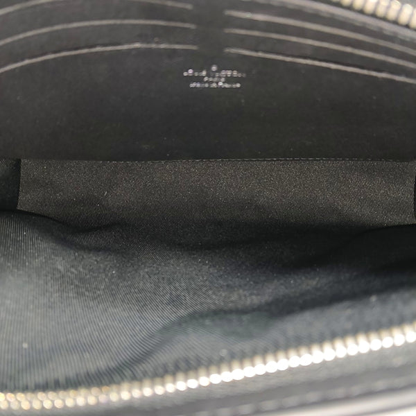 Pochette Voyag MM Damier Graphite Coated Canvas Gray