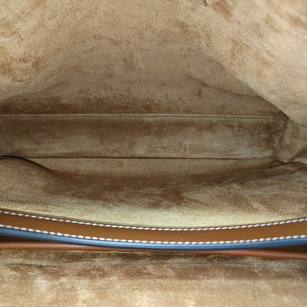 16 Medium Calfskin Brown
