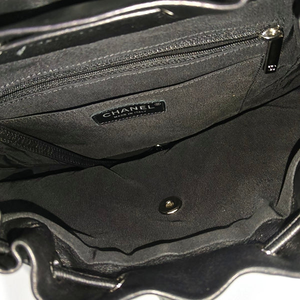 URBAN SPIRIT Quilted Lambskin Black
