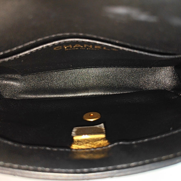 CLASSIC FLAP Small Quilted Lambskin Black