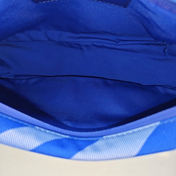 Canvas Blue