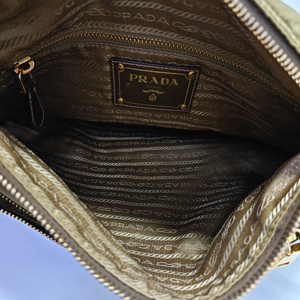 Vela Messenger Bag Nylon Green