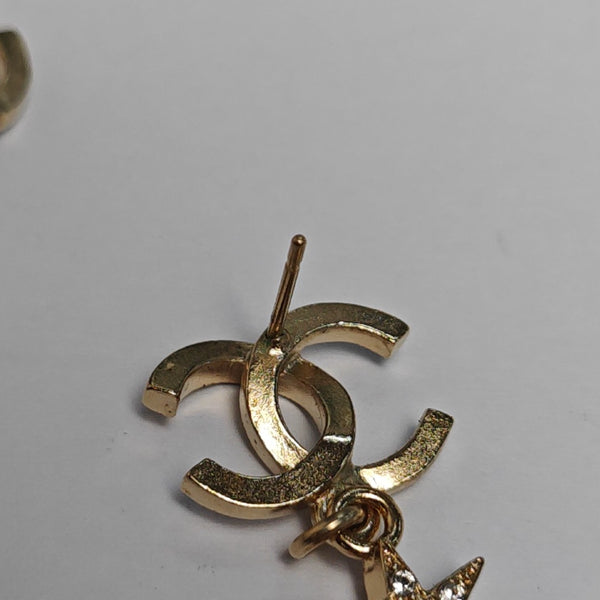 Metal Gold Stud Earrings