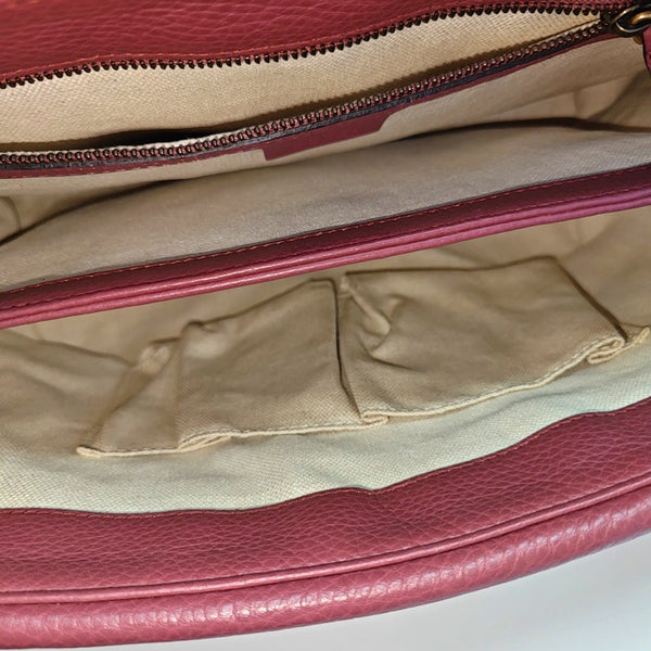 Authenticated pre-owned GG Marmont Calfskin Beige - Shoulder Bag at Looply