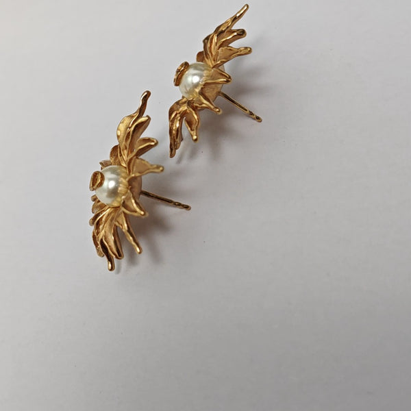 Metal Gold Stud Earrings