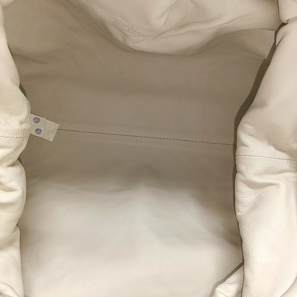The Pouch Large Lambskin White