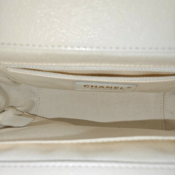 BUSINESS AFFINITY Small Quilted Grained Calfskin White