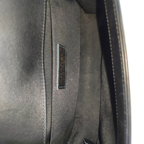 BOY CHANEL Medium Quilted Calfskin Black