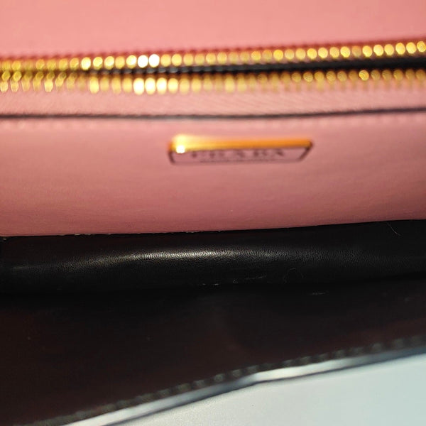 Saffiano Calfskin Shoulder Bag Pink