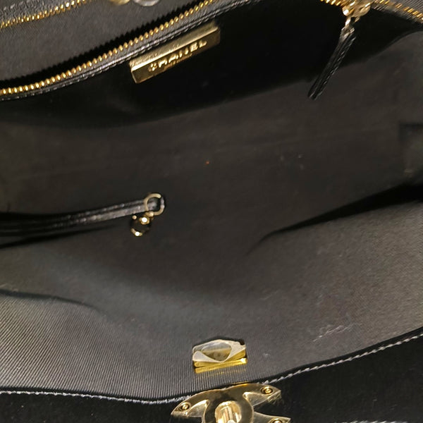 CHANEL 31 Quilted Lambskin Black