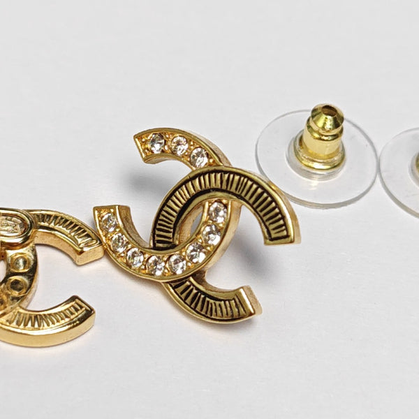 Metal Gold Stud Earrings