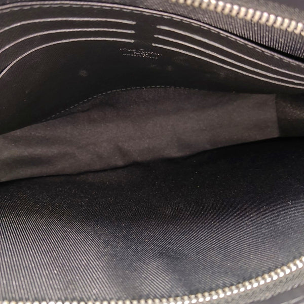 Pochette Voyag MM Damier Graphite Coated Canvas Gray