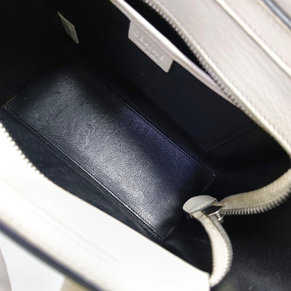 Authenticated pre-owned LUGGAGE Nano Calfskin White - Tote Bag at Looply