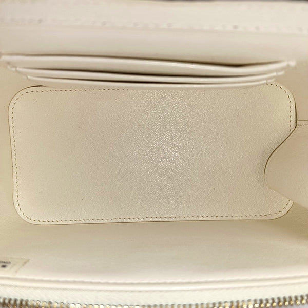 VANITY CASE Small Quilted Grained Calfskin White
