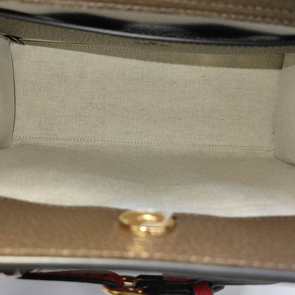 Diana Small Canvas Beige