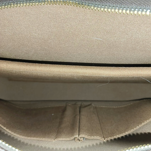 PORTE-DOCUMENTS GM Monogram Coated Canvas Brown