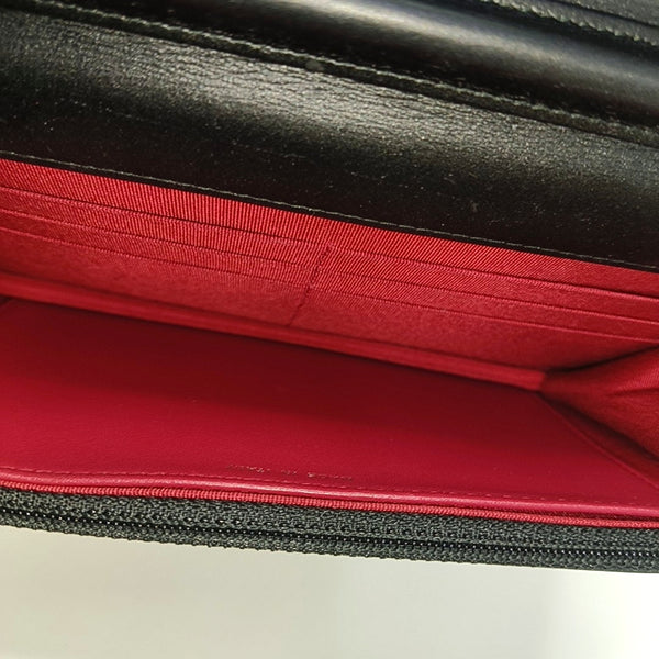 Authenticated pre-owned GABRIELLE WOC Quilted Calfskin Black - Shoulder Bag at Looply