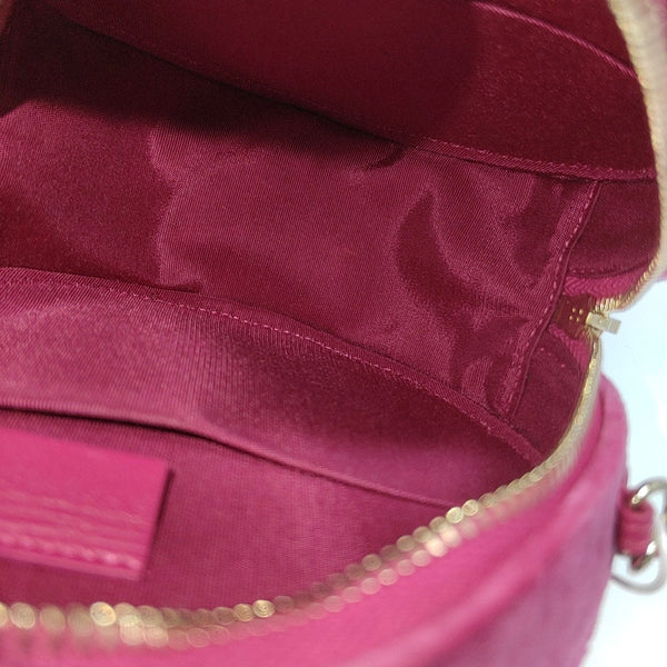 ROUND Quilted Velvet Red