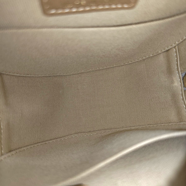 ROUND Quilted Lambskin Gray
