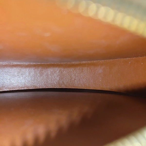 TRIOMPHE Small Calfskin Brown